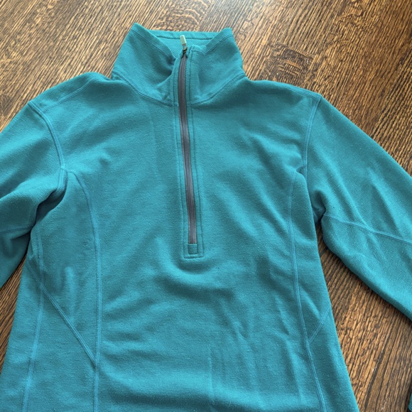 Stio Green Women's Baselayer Quarter zip - Picture 1 of 4